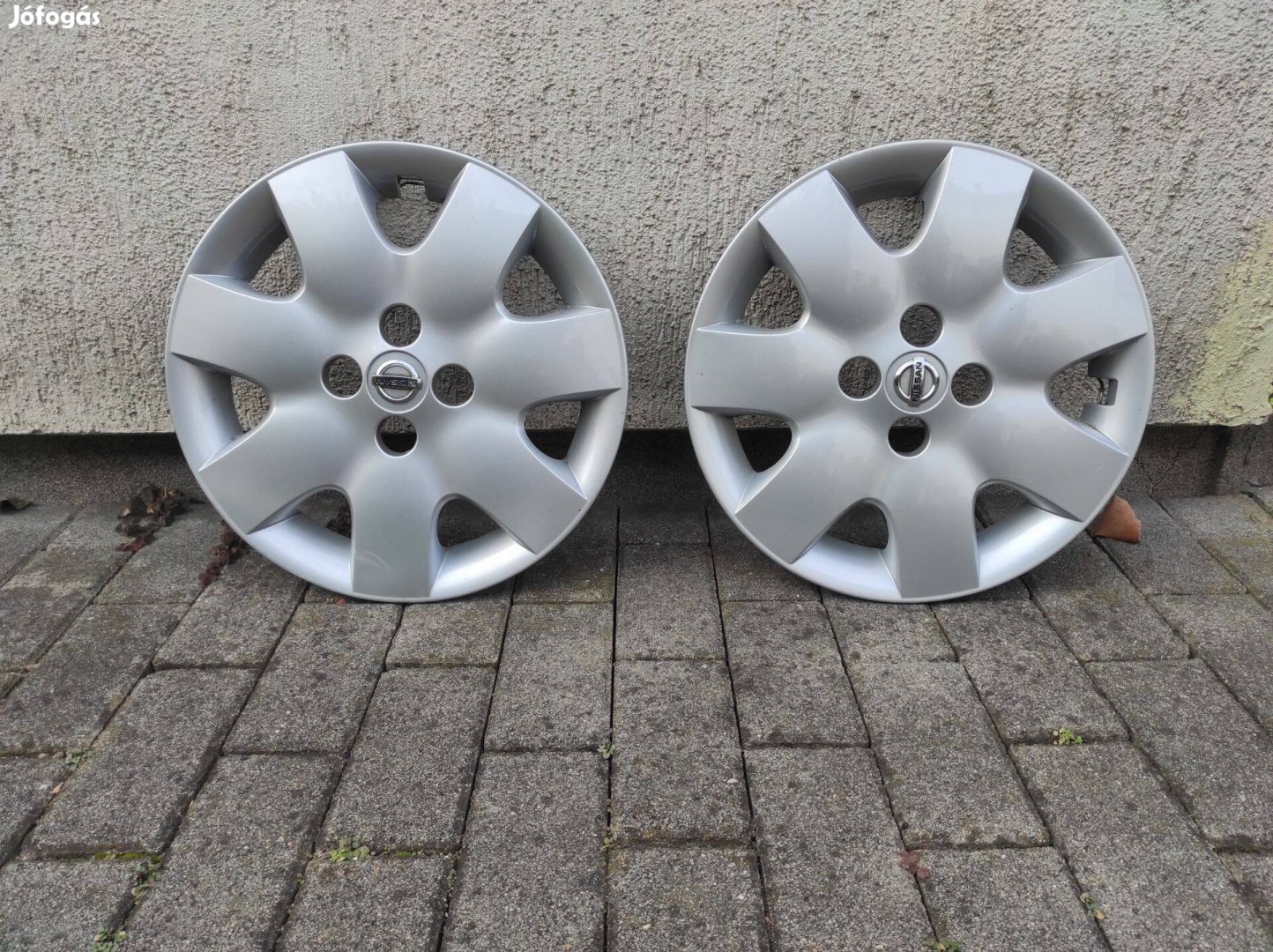 Nissan Micra K13 használt 15" dísztárcsák