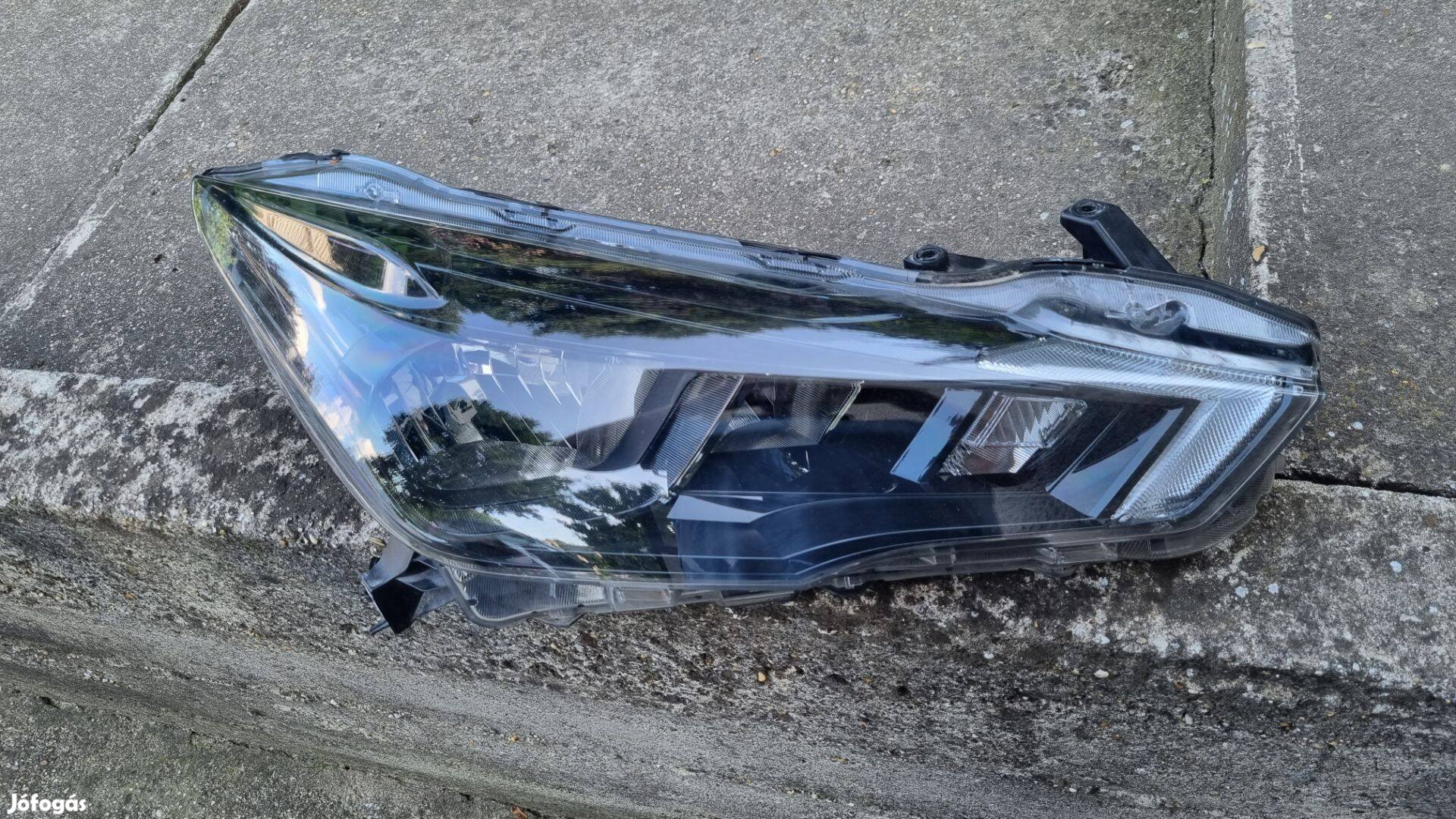 Nissan Micra K14 Jobb első fényszóró lámpa 260105Fa0B