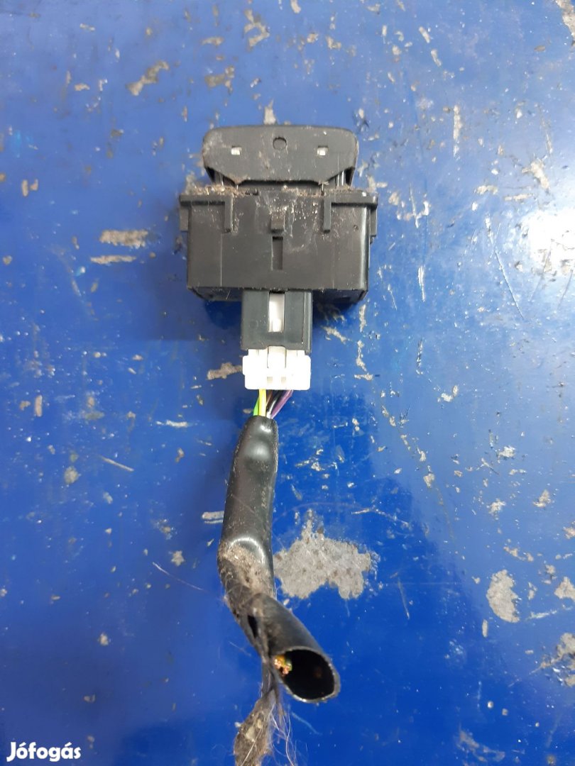 Nissan Micra Központizár Kapcsoló