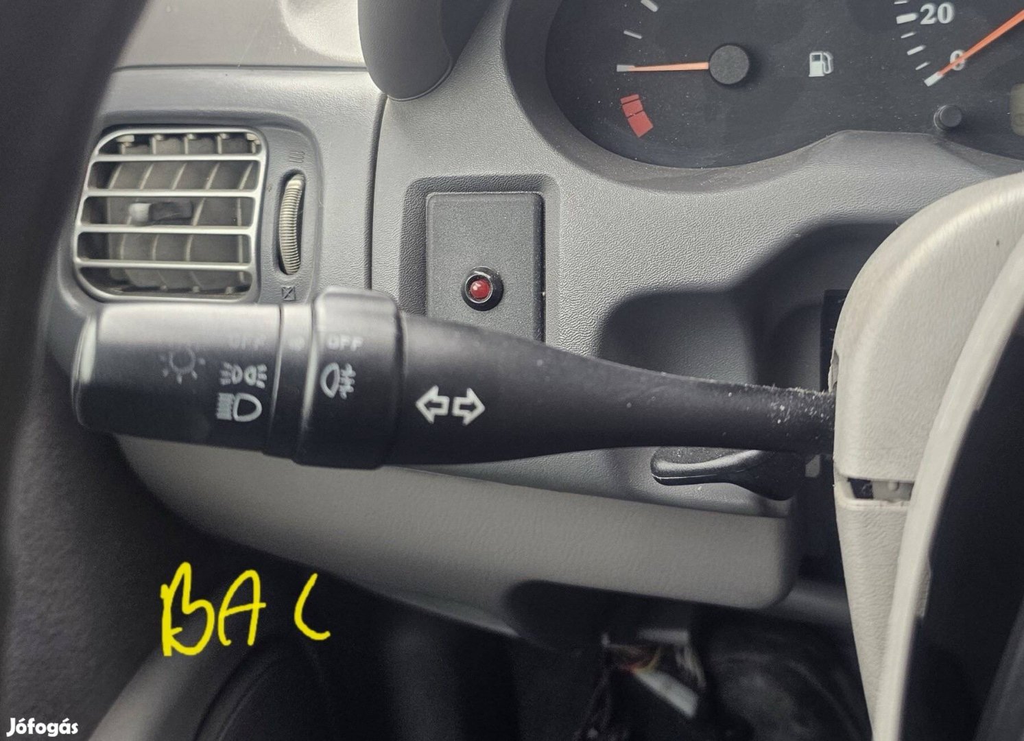 Nissan Micra világítás kapcsoló 7000