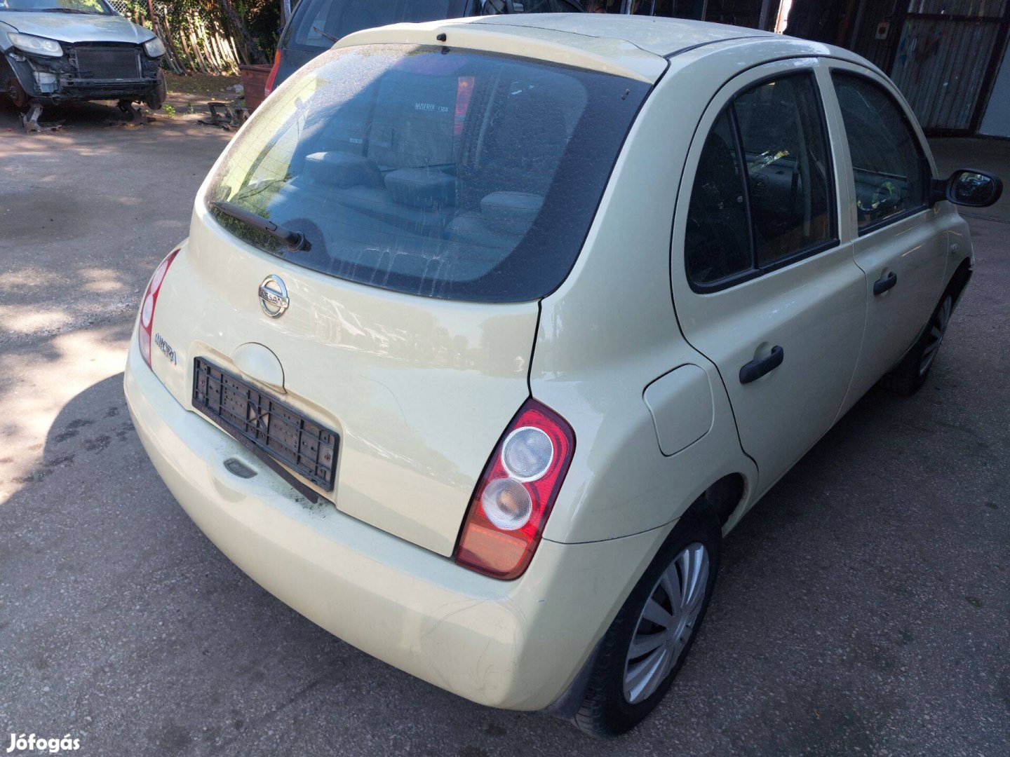 Nissan Mikra K12 karosszéria elemei