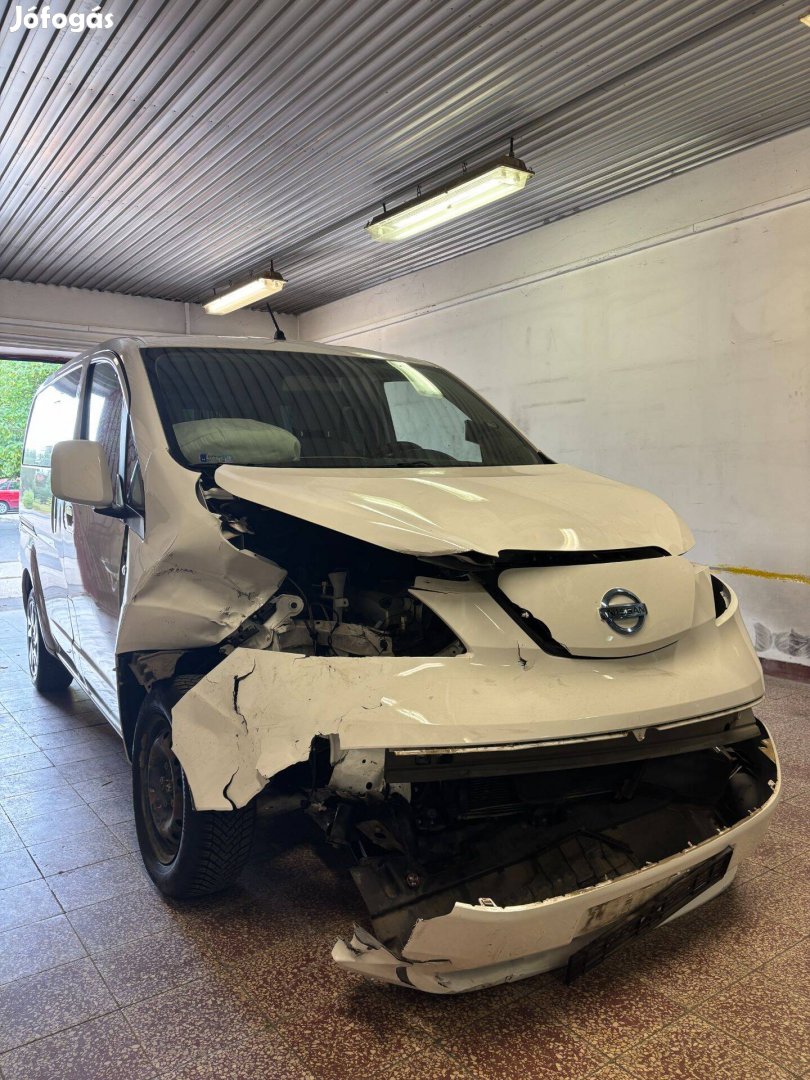 Nissan NV200 E-NV 200 Sérülét