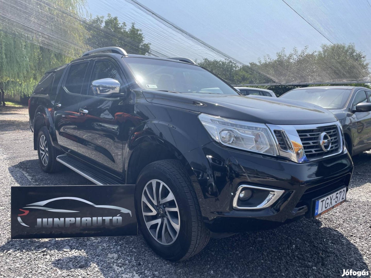 Nissan Navara 2.3 4x4-es újszerű Pick-up eladó...