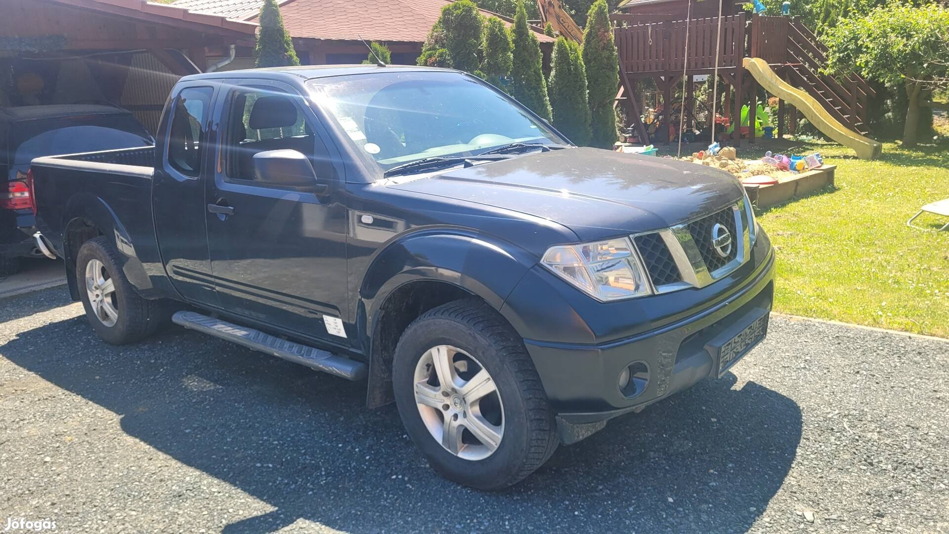 Nissan Navara 2.5D 170lovas Hosszú platós eladó