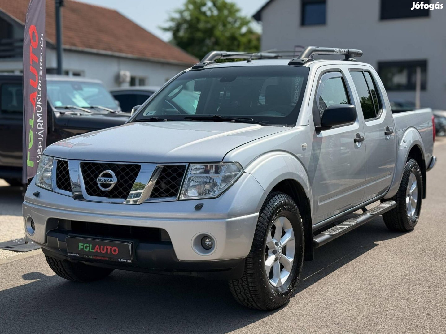 Nissan Navara 4WD Double 2.5D LE MO-I. Vonóhoro...
