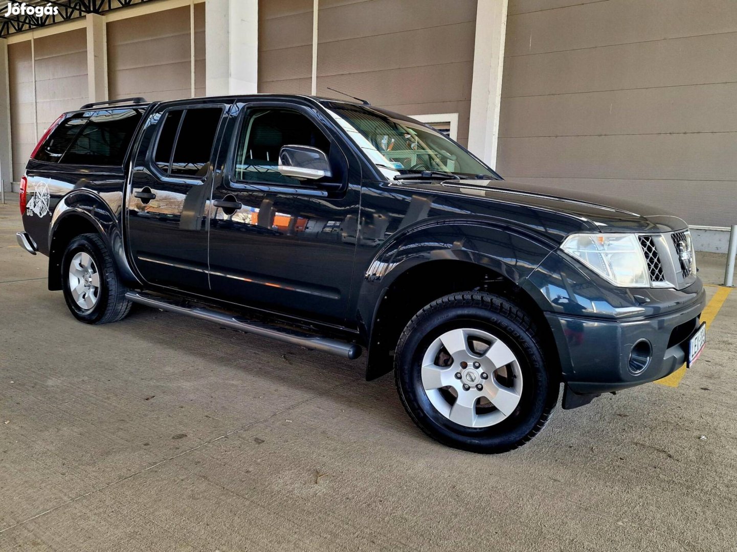 Nissan Navara 4WD Double 2.5D LE Megkímélt Álla...