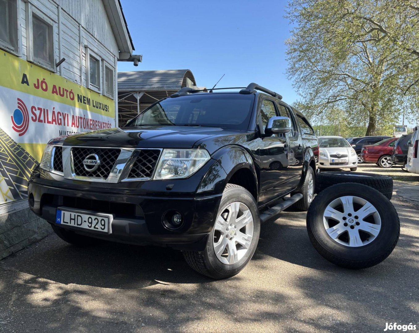 Nissan Navara 4WD Double 2.5D Platinum ITT és M...