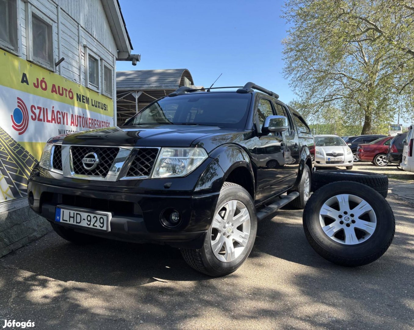 Nissan Navara 4WD Double 2.5D Platinum ITT és M...