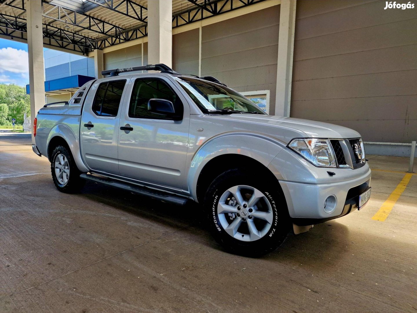 Nissan Navara 4WD Double 2.5D Platinum (Automat...