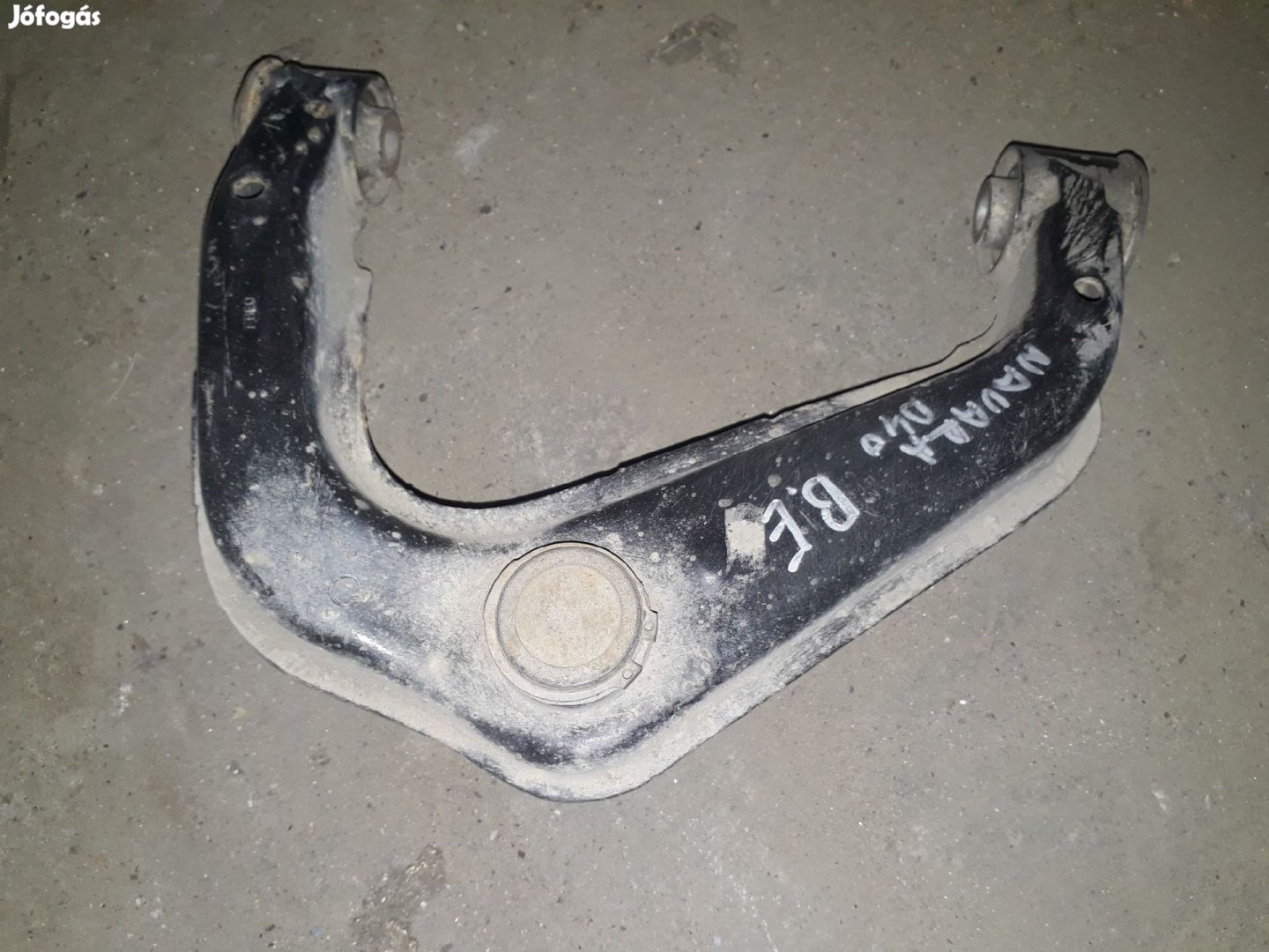 Nissan Navara D40 Bal Első Felső Lengőkar