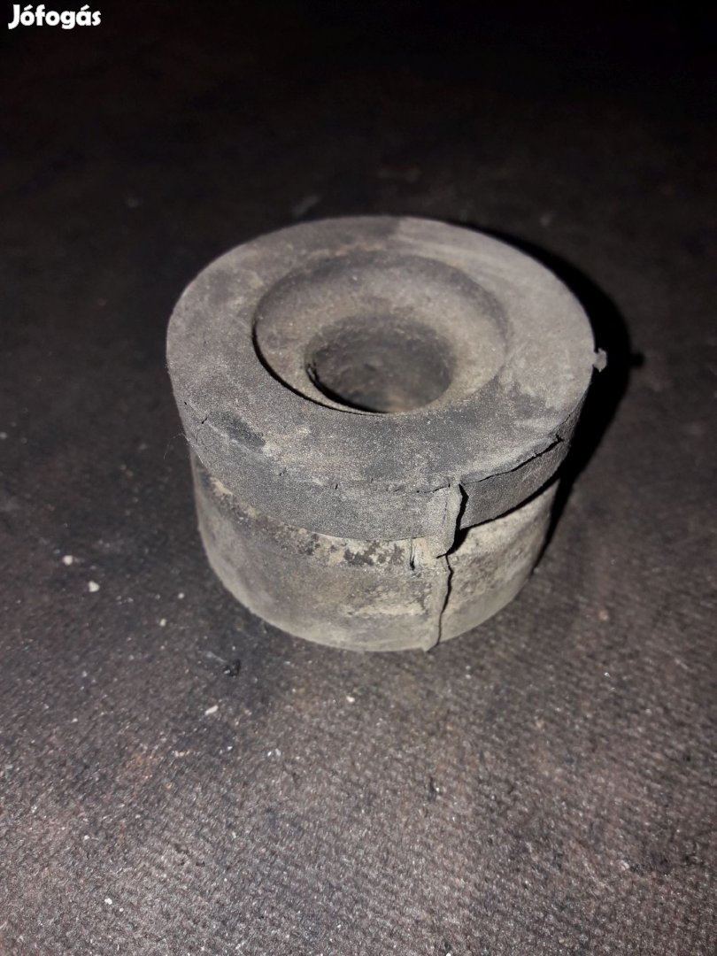 Nissan Navara D40 Kasztni Tartó Bak