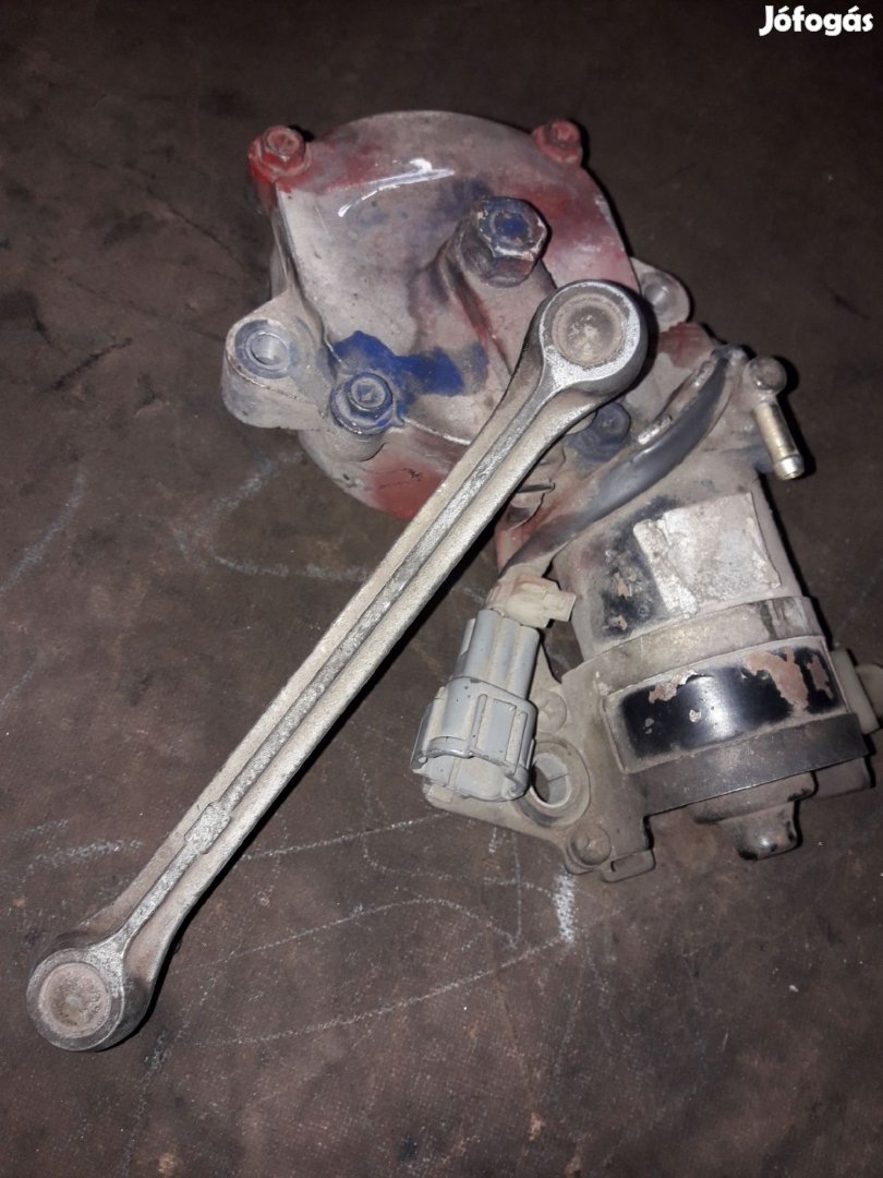 Nissan Navara D40 Terepváltó Motor