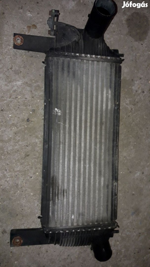 Nissan Navara D40 Töltőlevegő Hűtő Intercooler