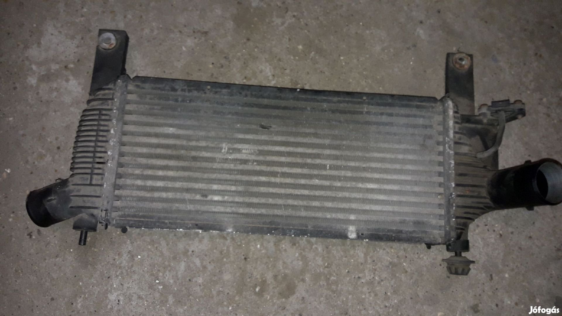 Nissan Navara D40 Töltőlevegő Hűtő / Intercooler