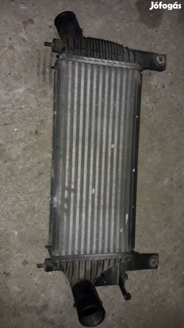 Nissan Navara D40 Töltőlevegő Hűtő Intercooler