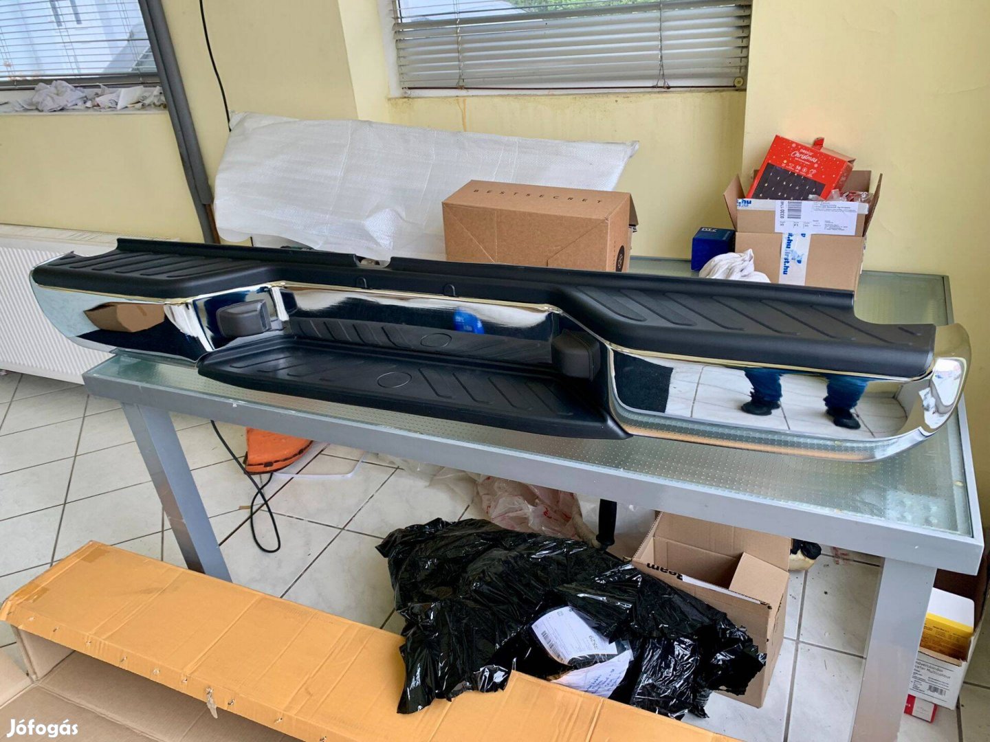 Nissan Navara D40 alkatrész, új komplett hátsó lökhárító