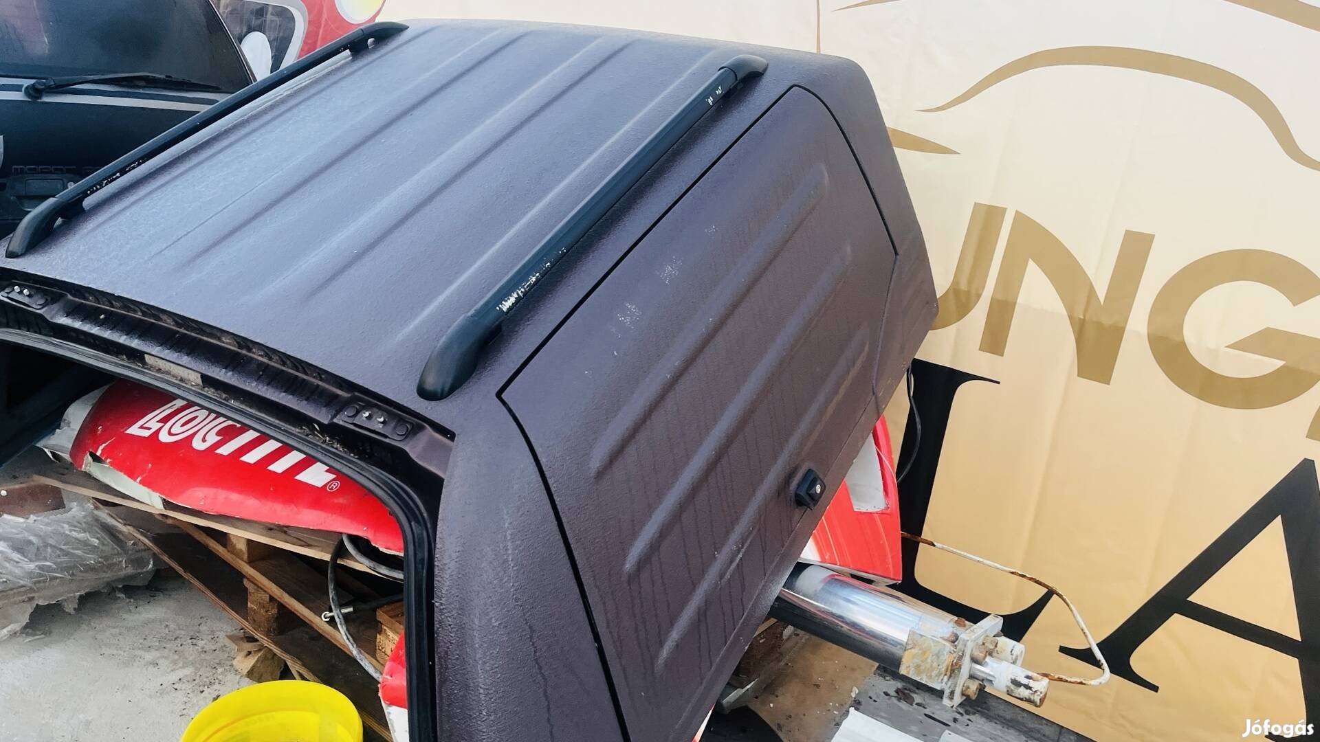 Nissan Navara D40 plató doboz eladó!