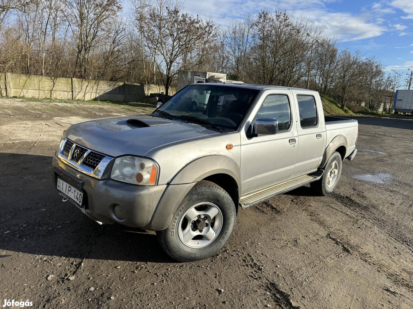 Nissan Navara Dubble Cabin. friss vizsga! Hideg...