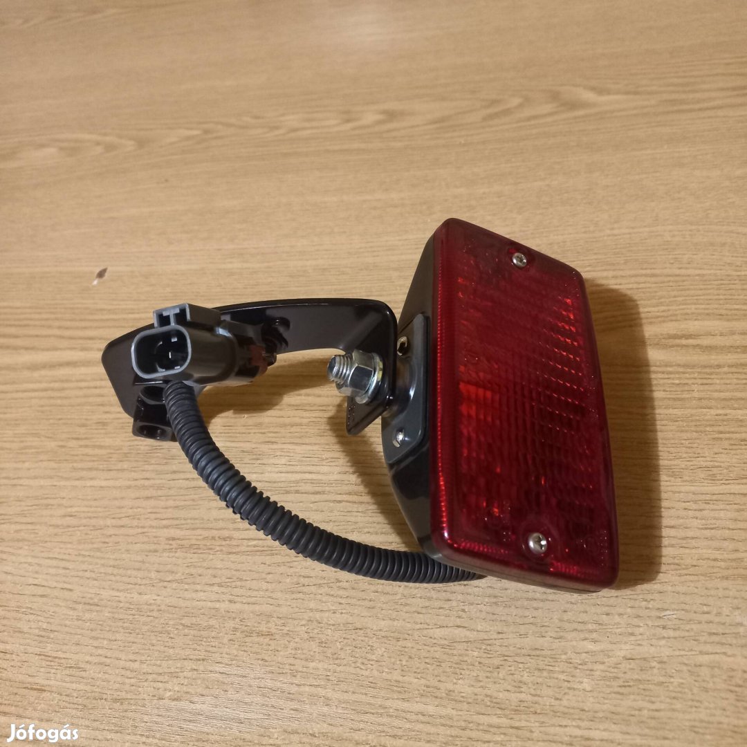 Nissan Navara hátsó ködlámpa