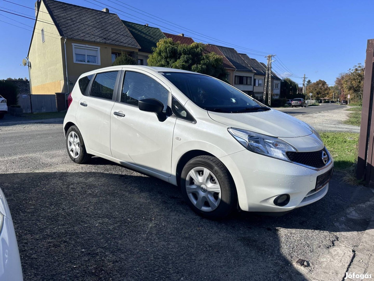 Nissan Note 1.2 Visia Gyönygyház metál fehér