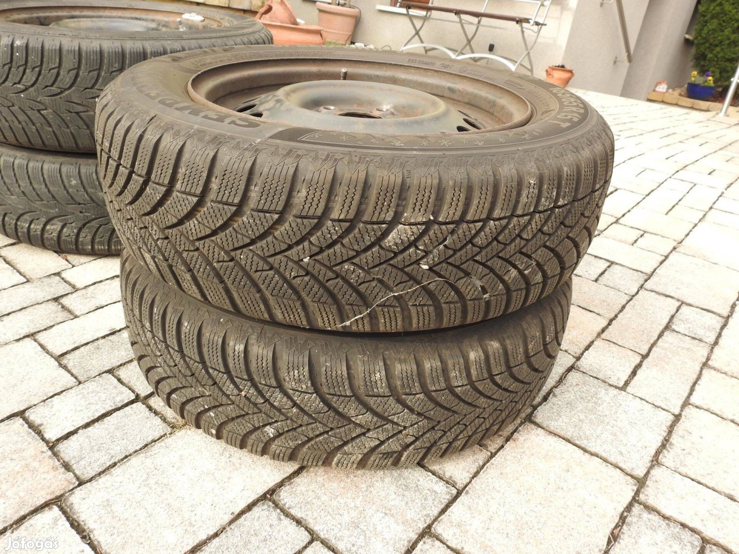 Nissan Note téli gumiabroncsok, keréktárcsák, 185/65R15, acél felnik