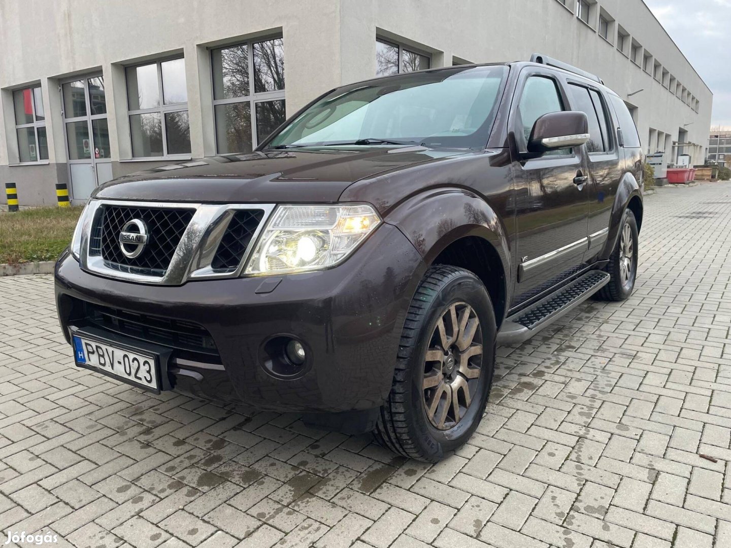 Nissan Pathfinder 3.0 Tdi LE (Automata) V6 Vonó...