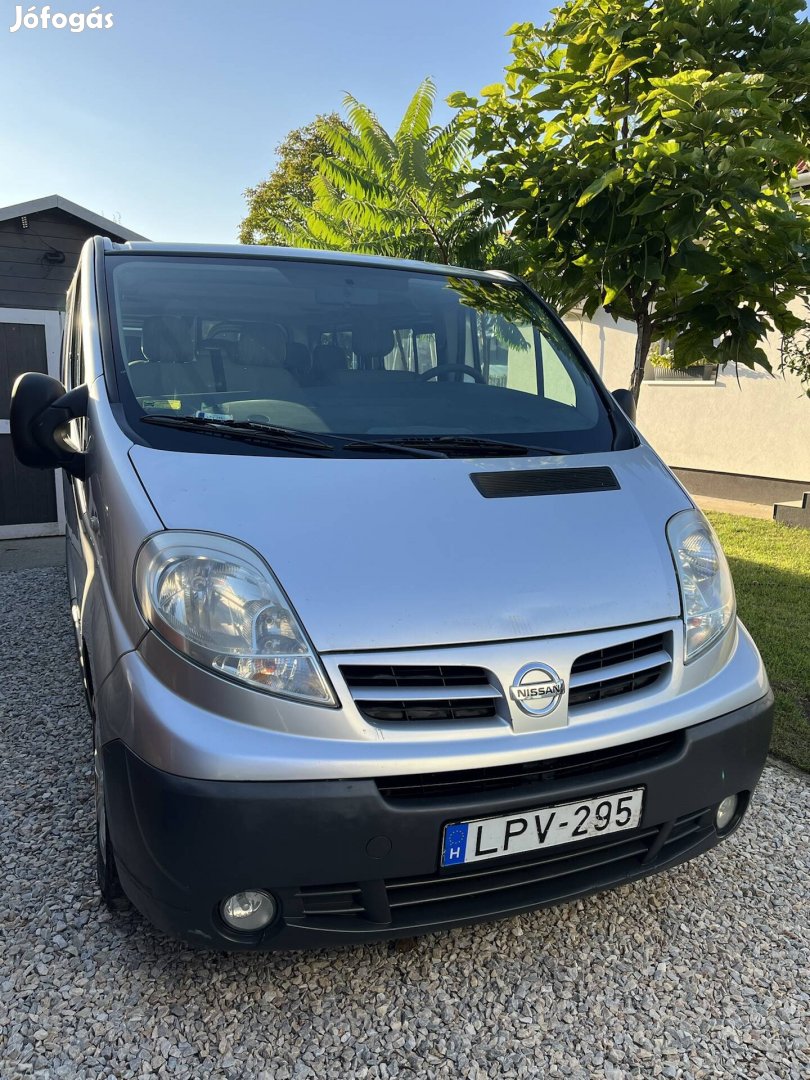 Nissan Primastar 9 személyes