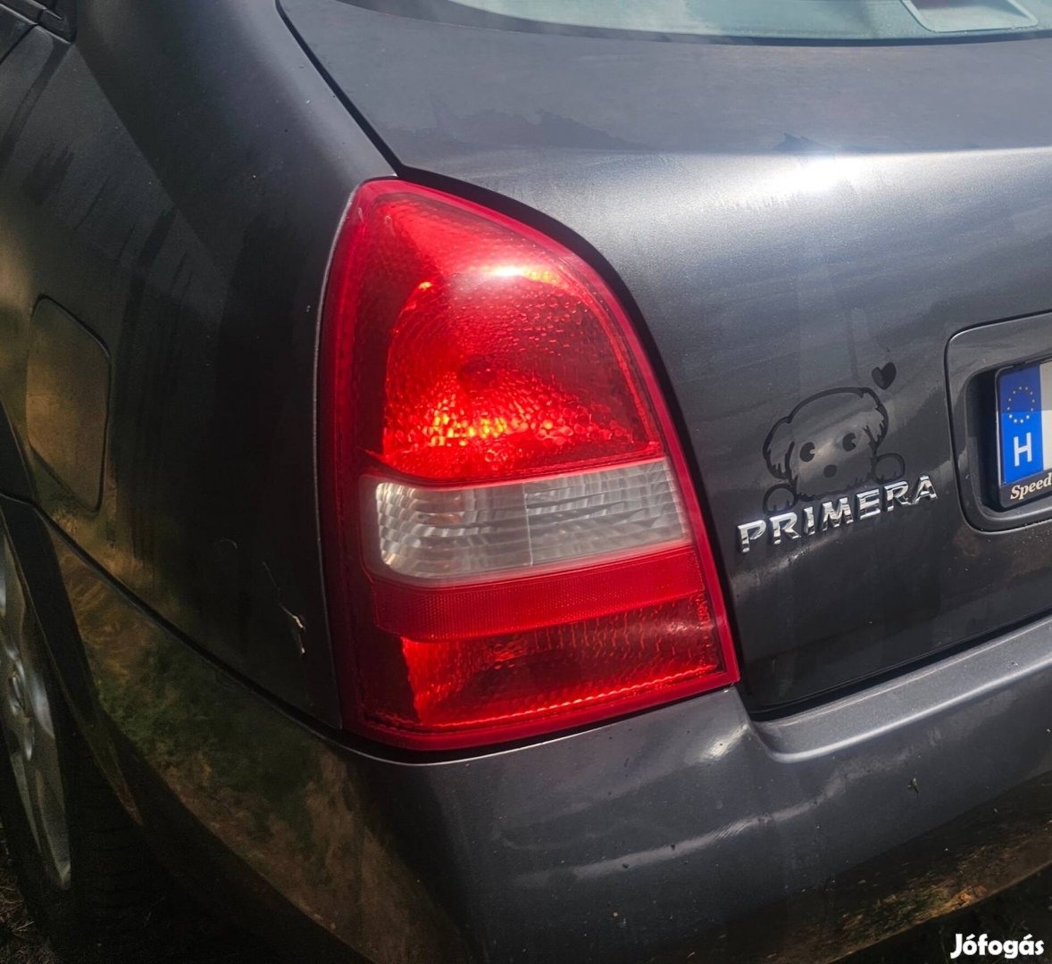 Nissan Primera 3 bal hátsó lámpa 30000