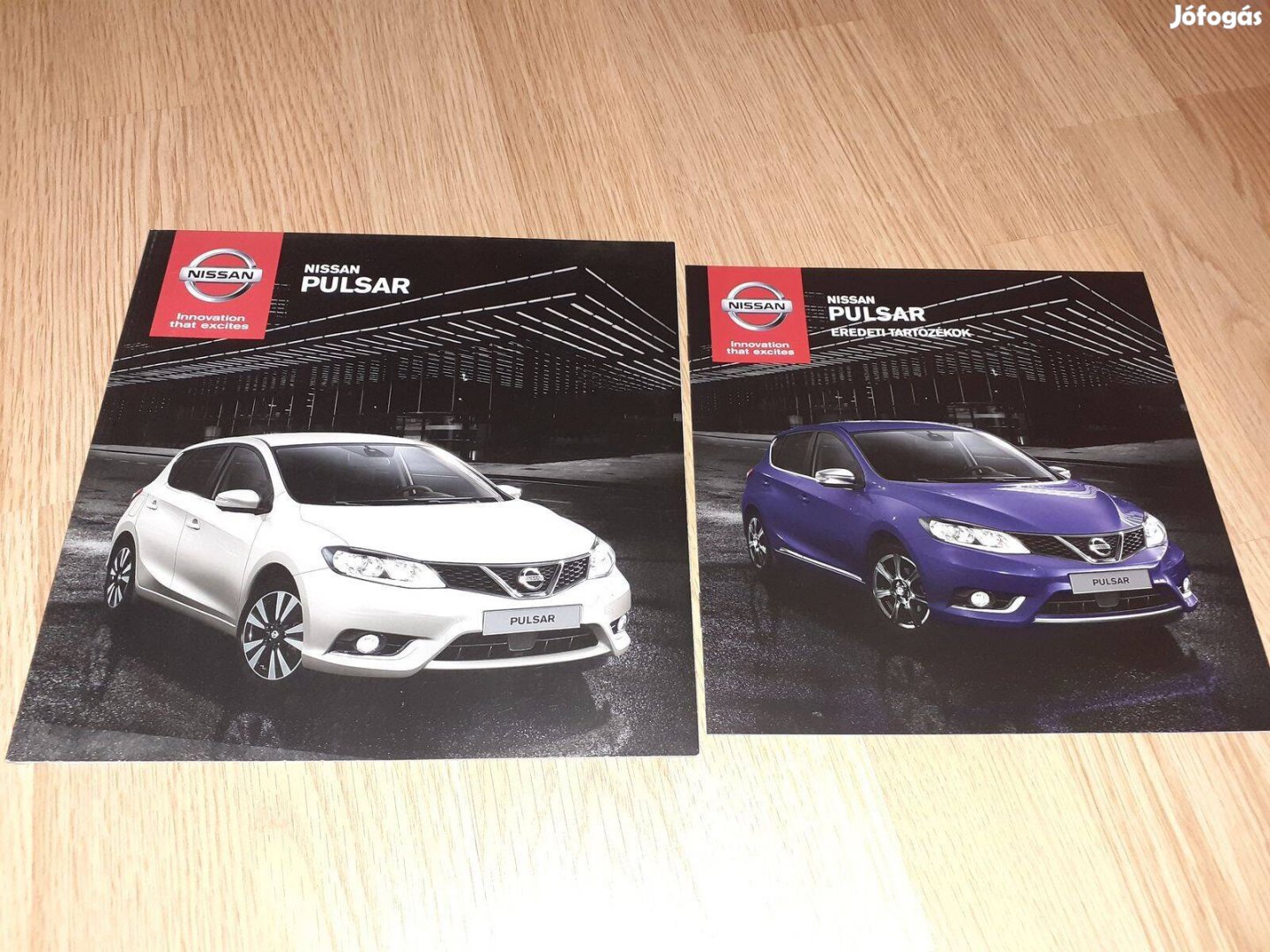 Nissan Pulsar prospektus + tartozékok - 2014, magyar nyelvű