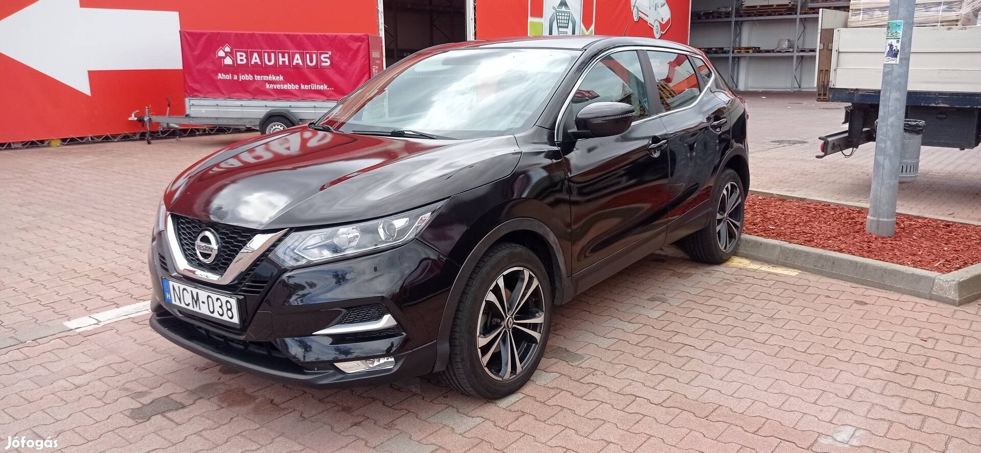 Nissan Qashqai 163LE Turbos.