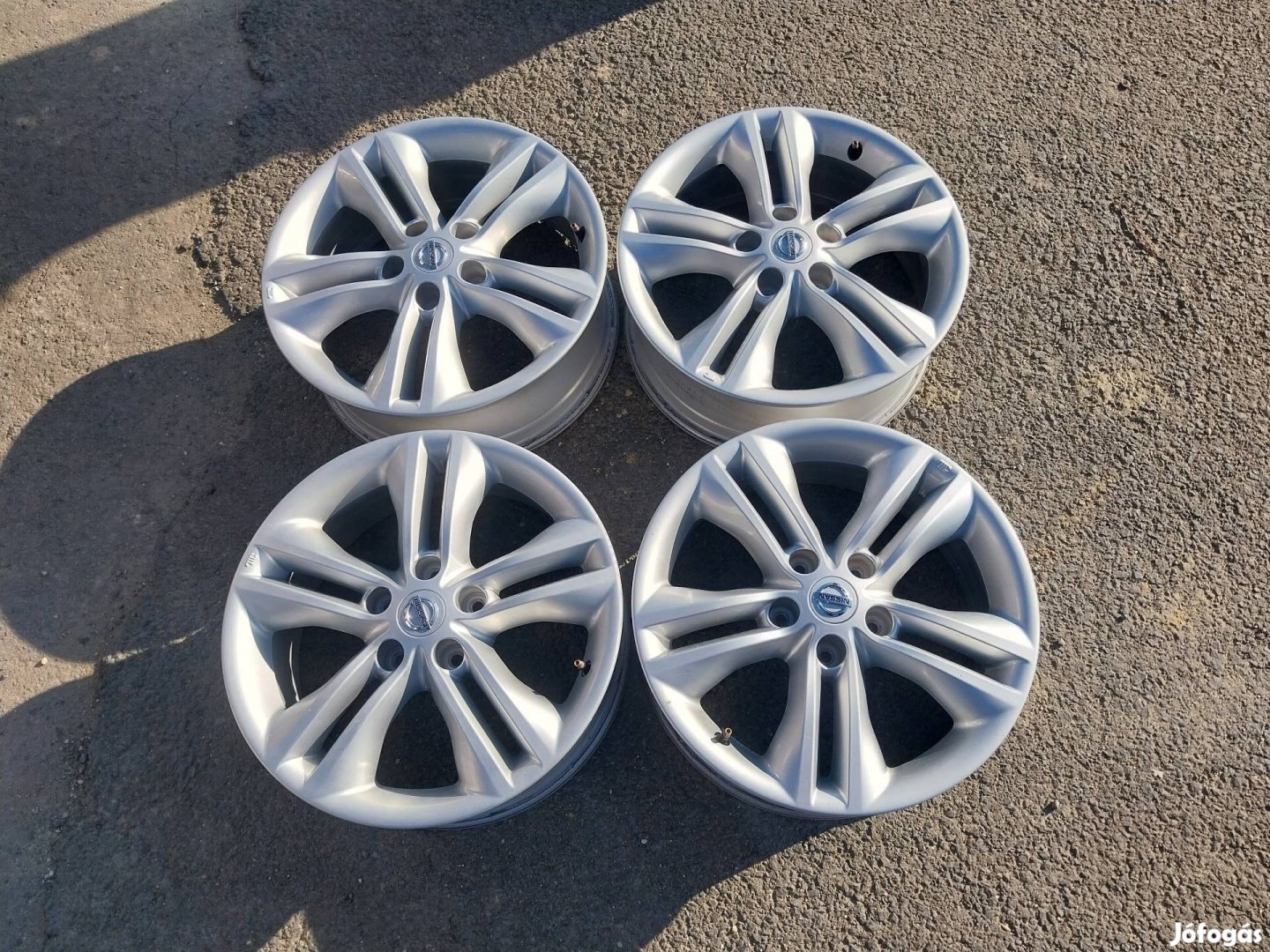 Nissan Qashqai 17 alufeni