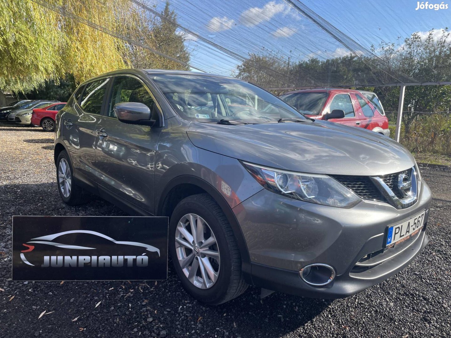 Nissan Qashqai 1.2 70.000 km-rel hibátlan újsze...