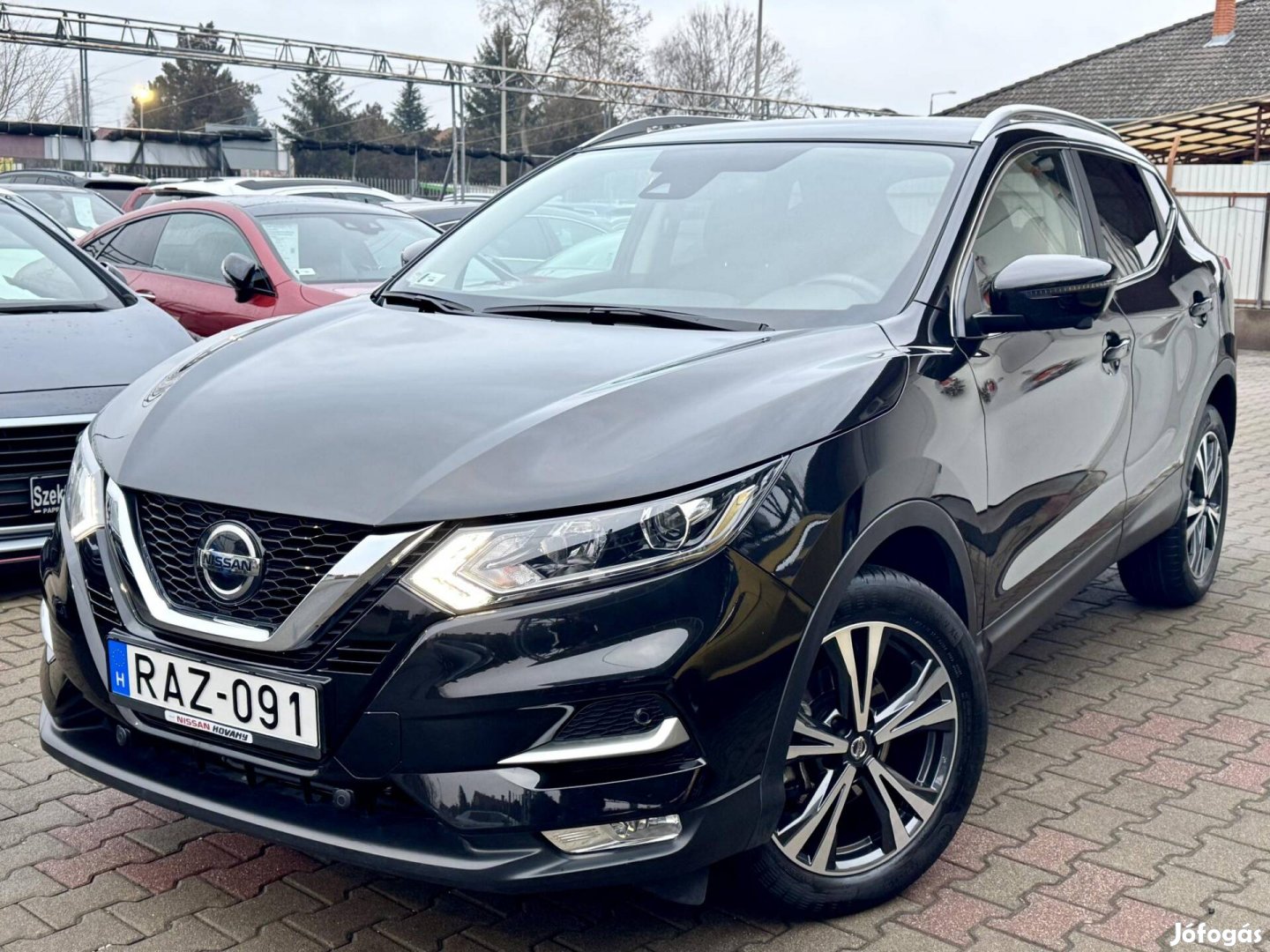 Nissan Qashqai 1.2 DIG-T N-Connecta Xtronic EUR...