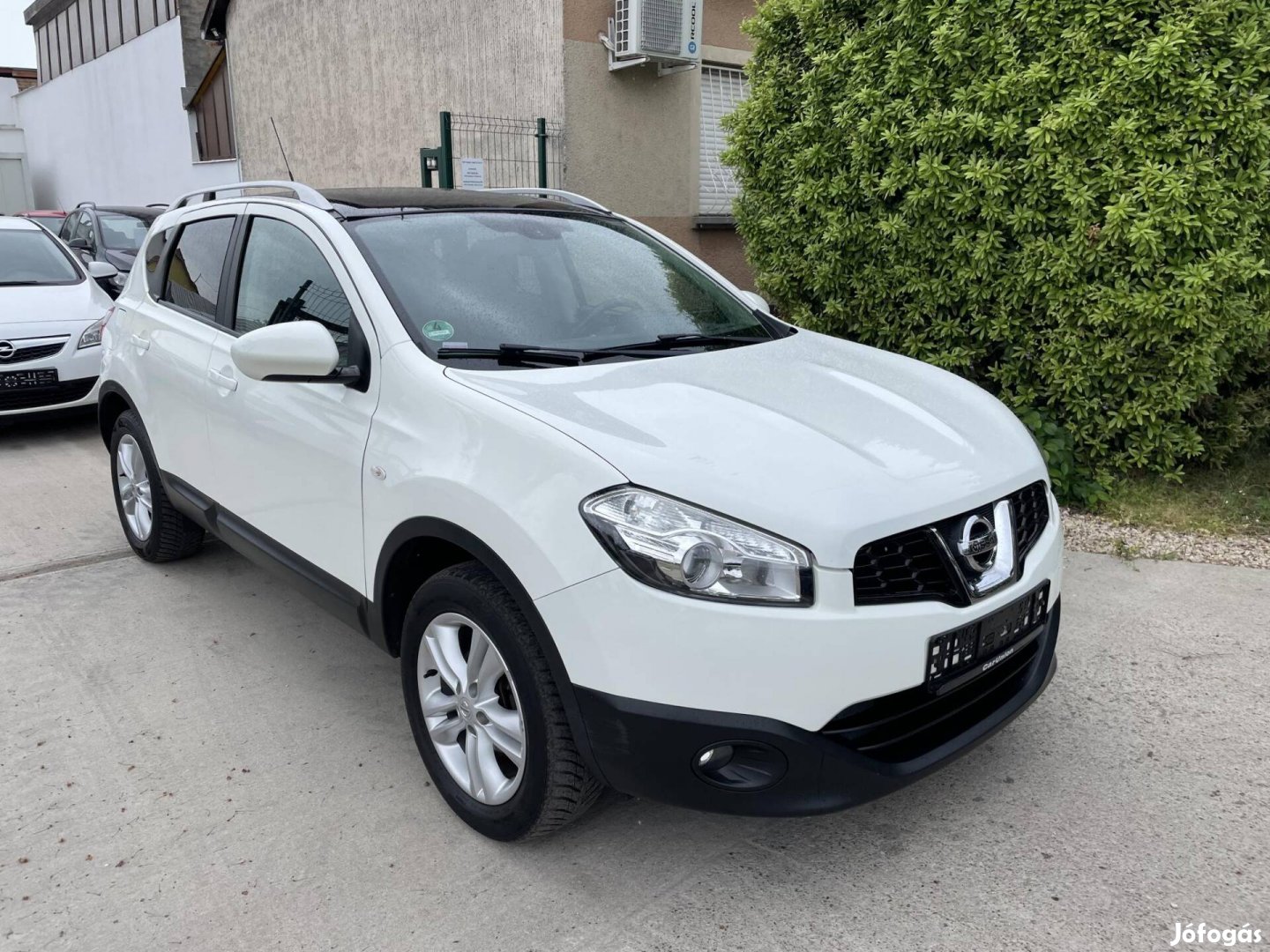 Nissan Qashqai 1.6 Tekna 89.000 km.Navi.tempoma...
