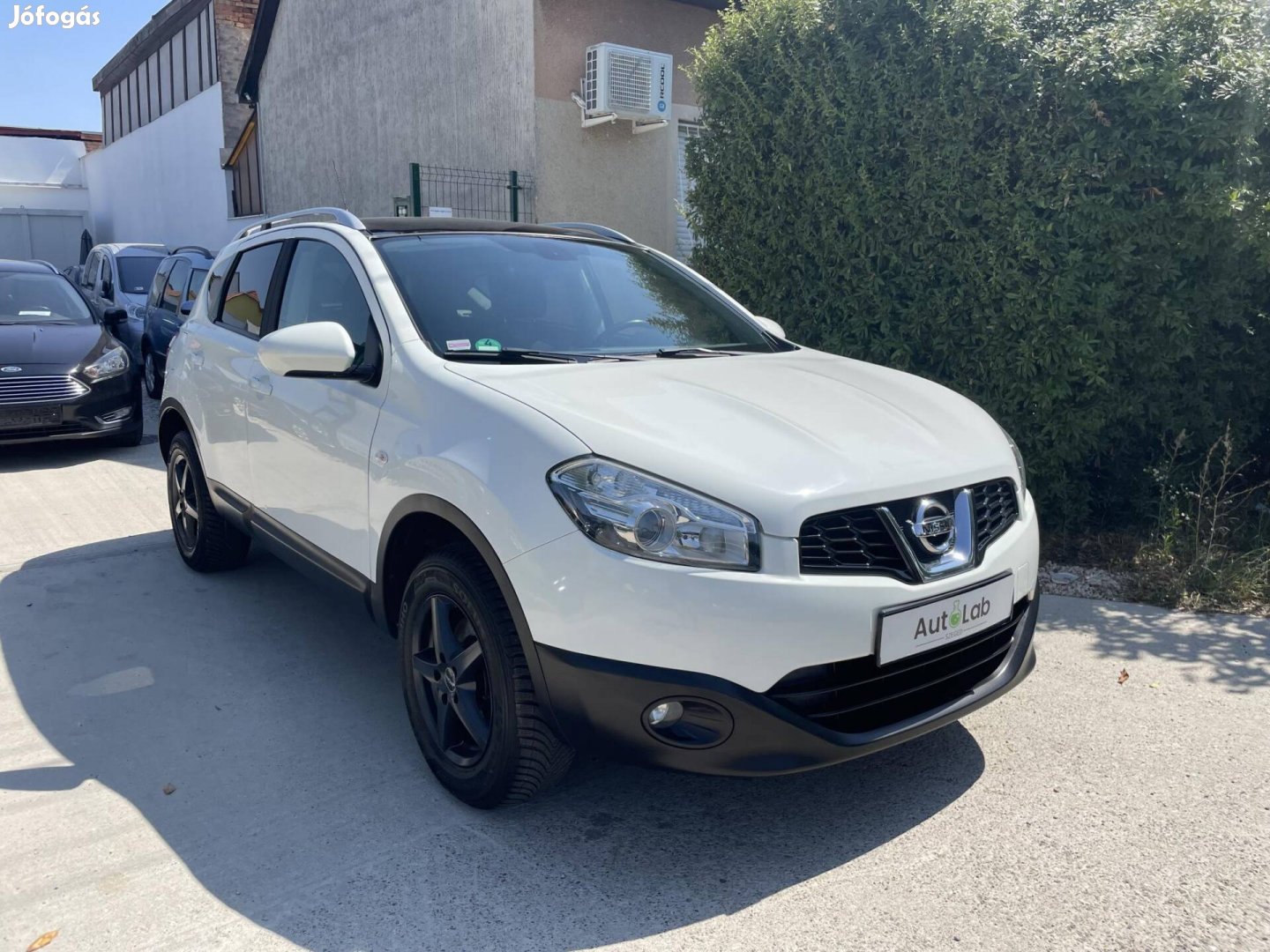 Nissan Qashqai 1.6 Tekna Szép állapot.panorámat...
