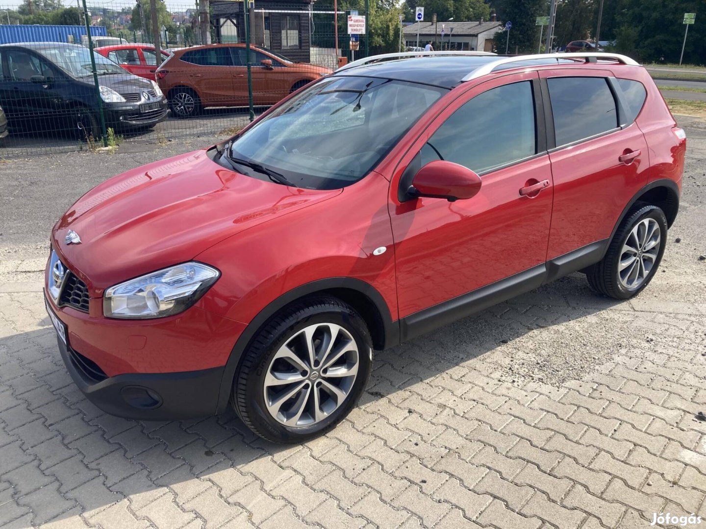 Nissan Qashqai 1.6 dCi Tekna panorámatető. Navi...