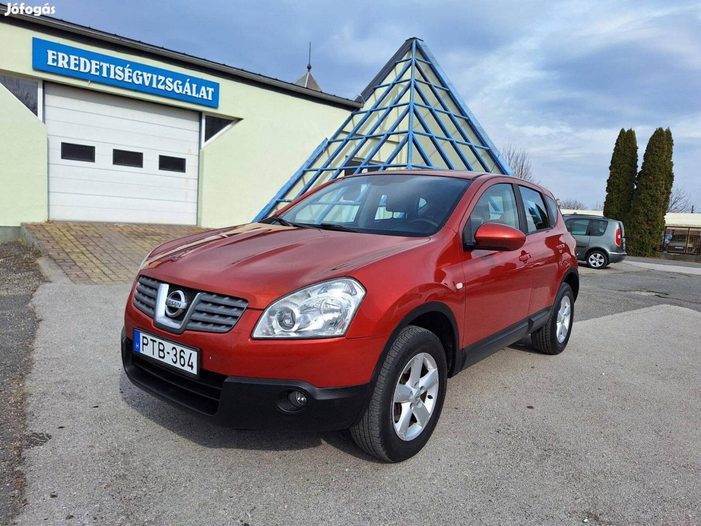 Nissan Qashqai 2.0 Acenta 2WD Megkímélt Állapot