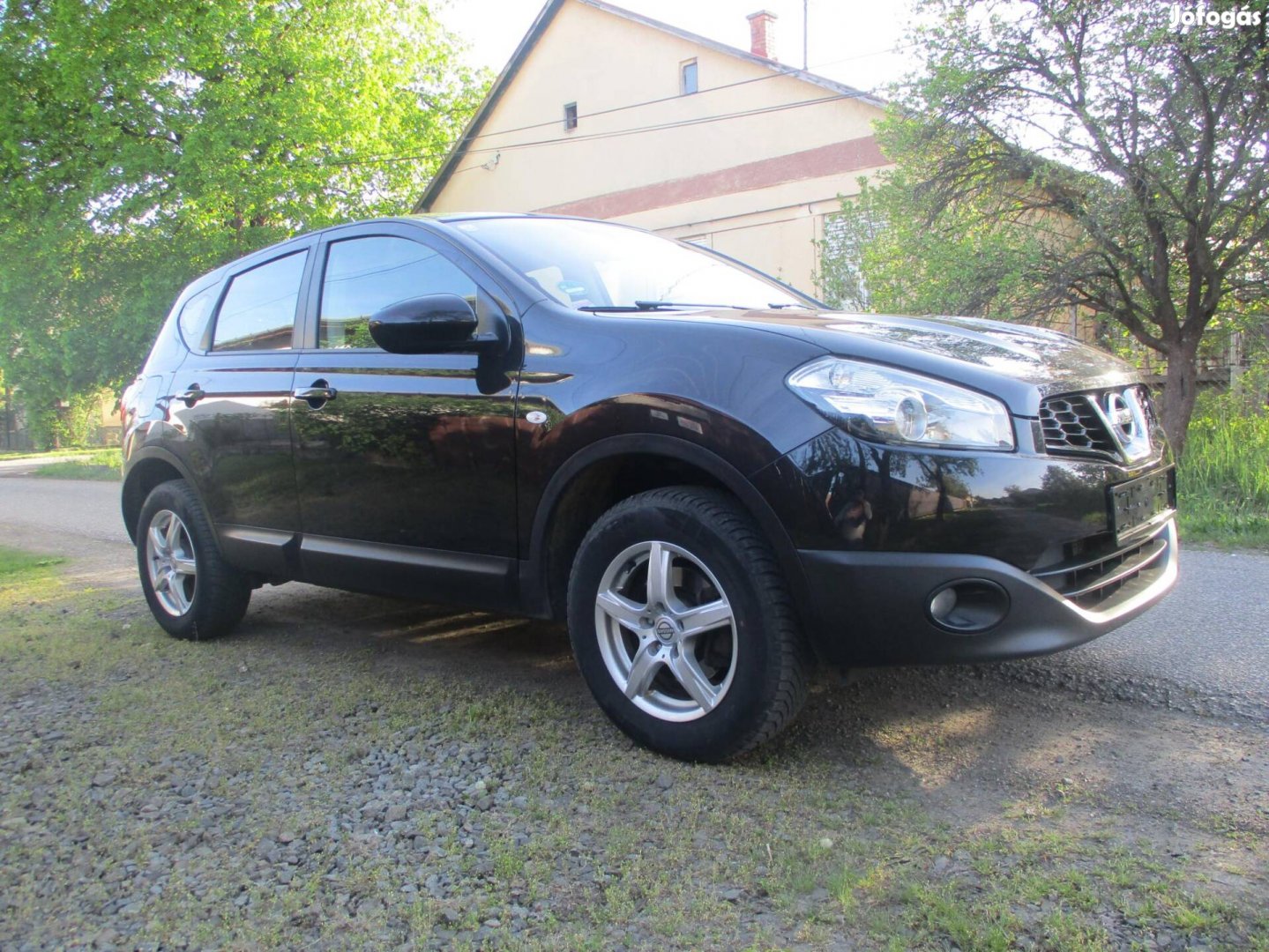 Nissan Qashqai 2.0 Tekna 4WD szép