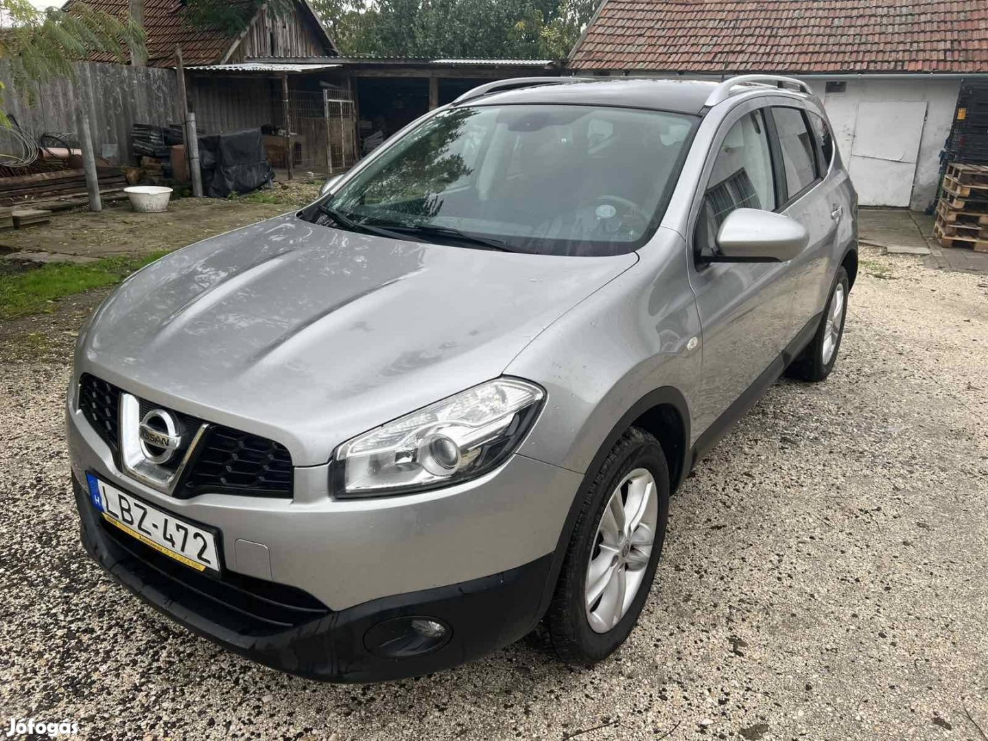 Nissan Qashqai 7 személyes 