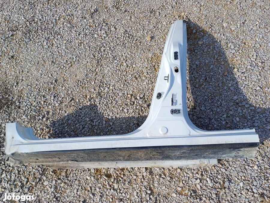 Nissan Qashqai J11 2016-2020 Bal Küszöb