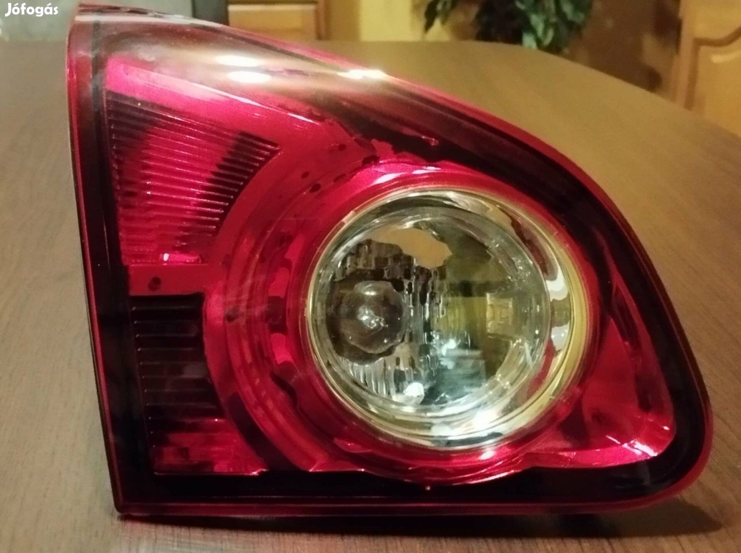 Nissan Qashqai bal hátsó lámpa
