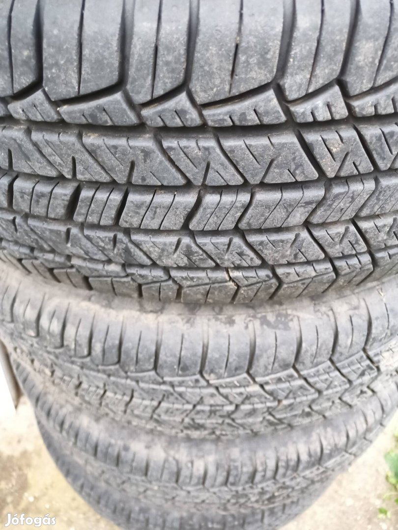 Nissan Quashqai 4 évszakos kerék garnitúra 215-65-16