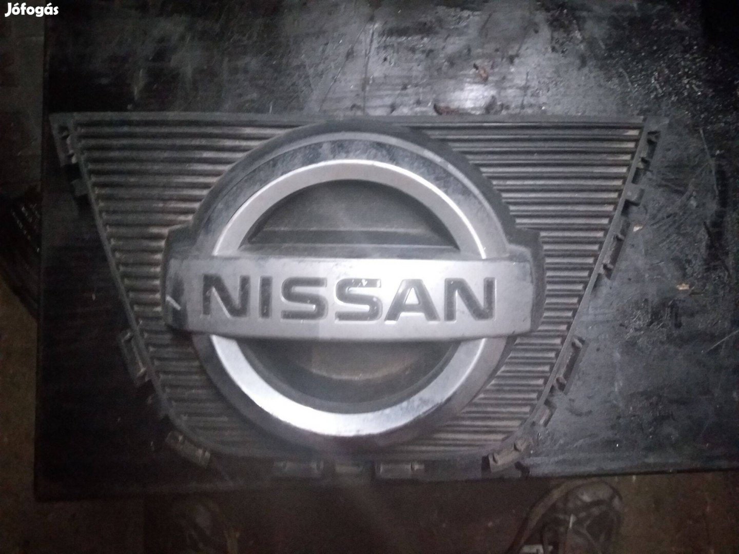 Nissan Quasqai embléma