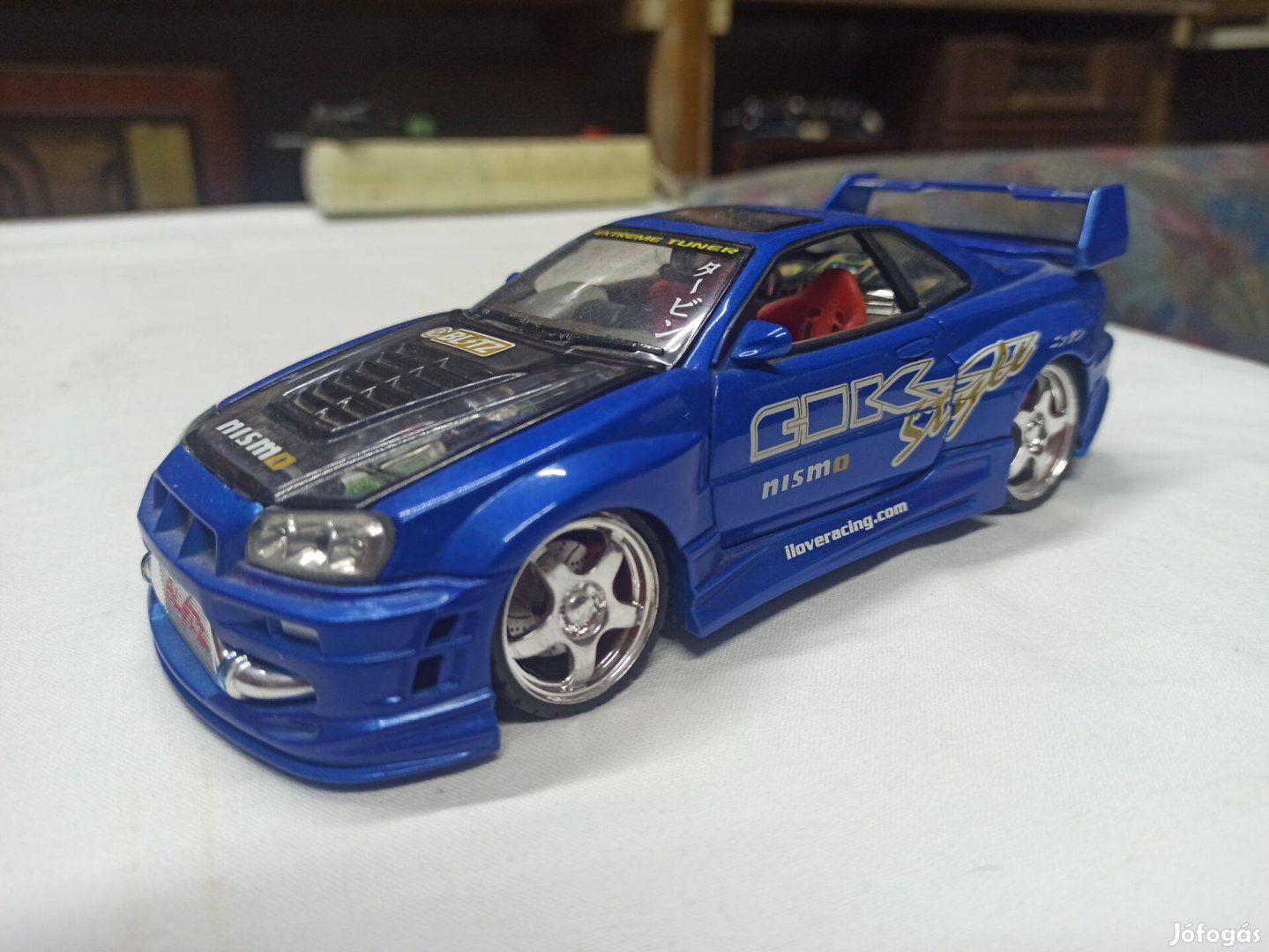 Nissan Skyline modell autó