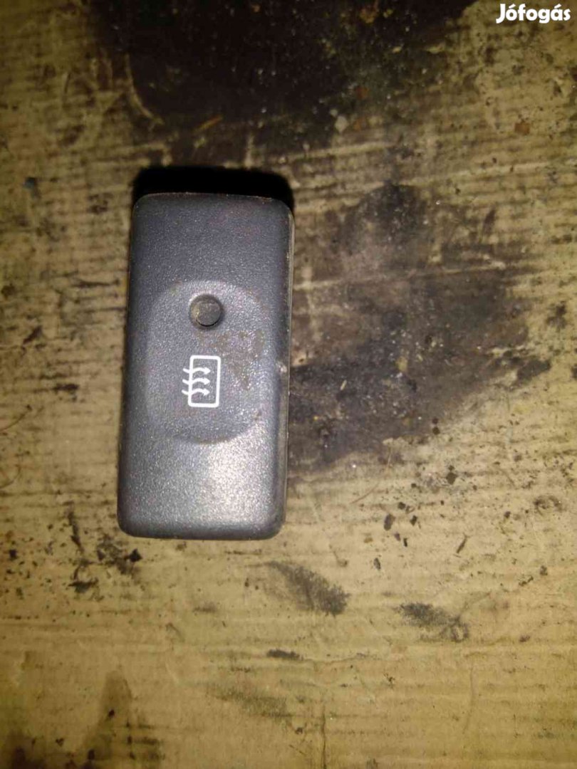 Nissan Terrano Hátsó Szélvédőfűtés Kapcsoló