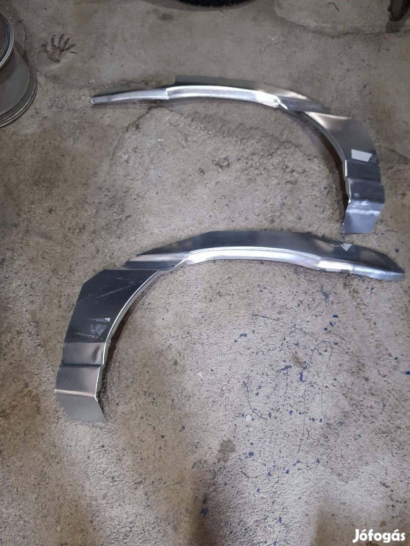 Nissan Terrano II hátsó sárvédő javító panel