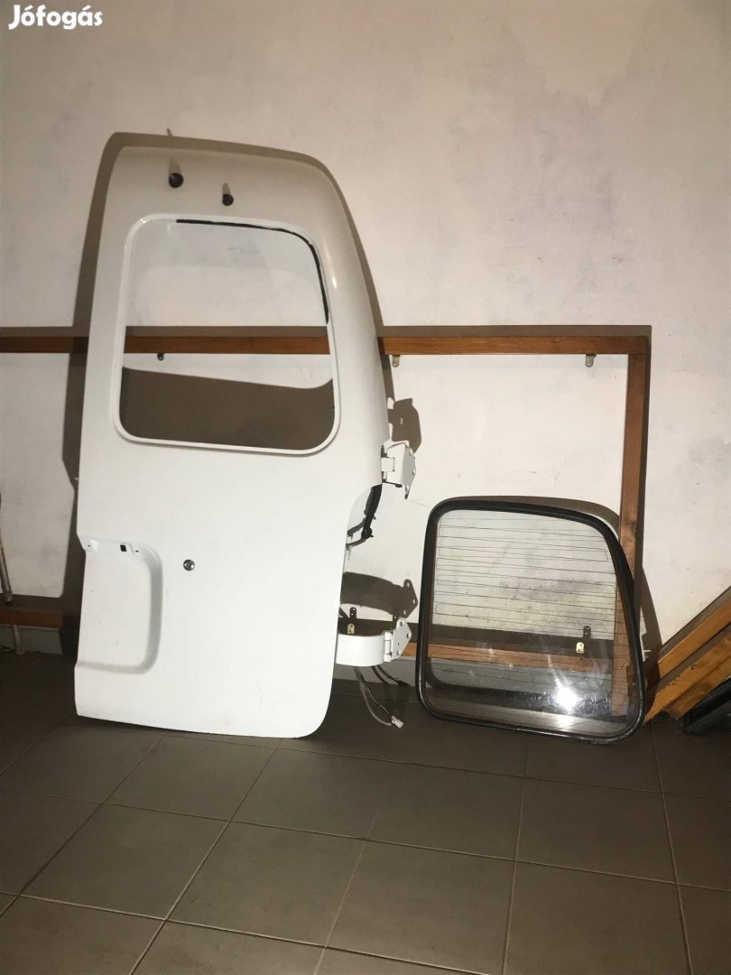 Nissan Vanate cargo ajtó