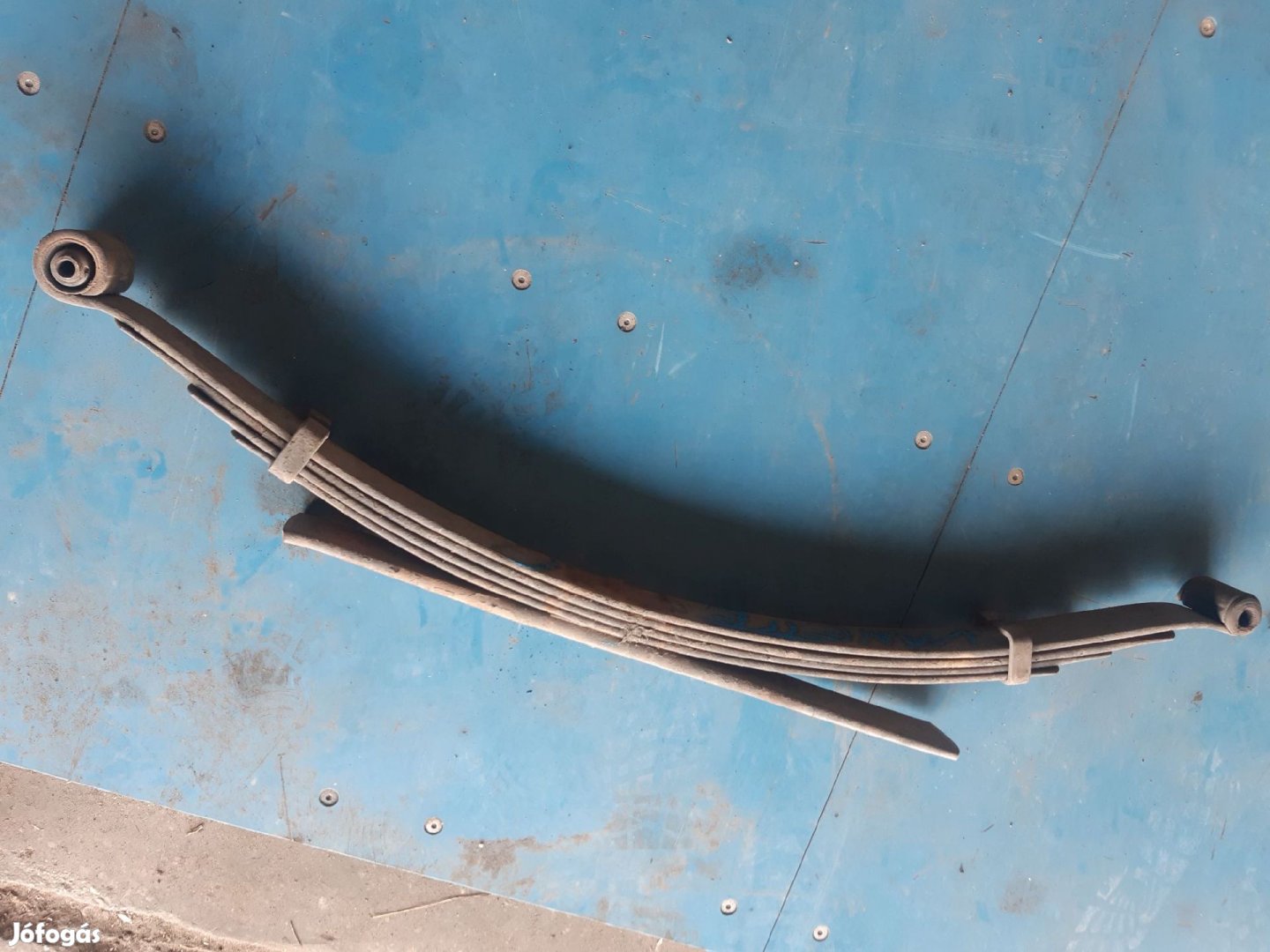 Nissan Vanette Cargo Bal Hátsó Laprugó