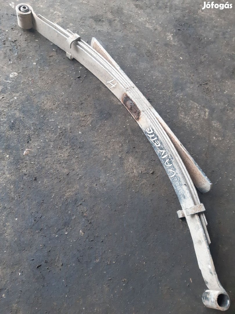Nissan Vanette Cargo Hátsó Laprugó
