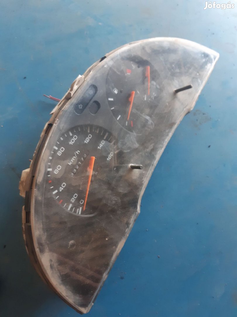 Nissan Vanette Cargo Óraegység Kilométeróra